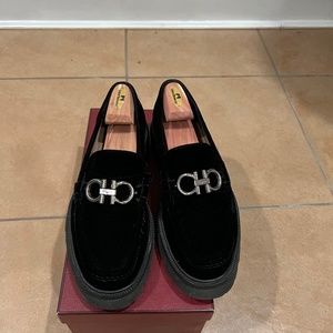 Salvatore Ferragamo CREEPERS SIZE 10 REVERSIBLE BUCKLE